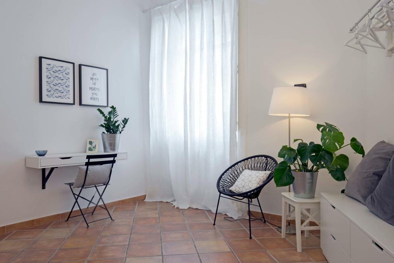 Casa Giada Apartment ซาแลร์โน ภายนอก รูปภาพ